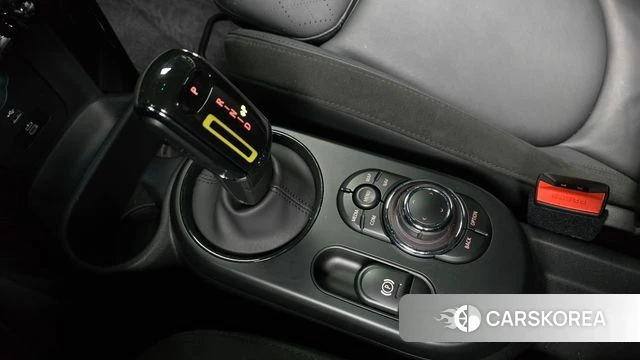Mini Cooper Electric id 4517022 из Кореи 32
