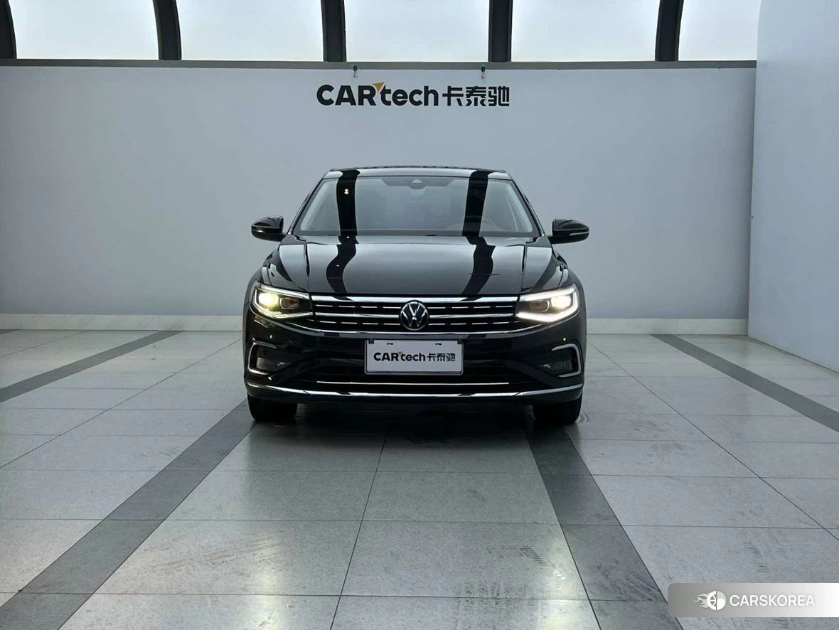 Volkswagen Bora id 4479622 из Китая 13