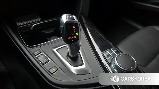 BMW 3 Series (F30) id 3233881 из Кореи 19