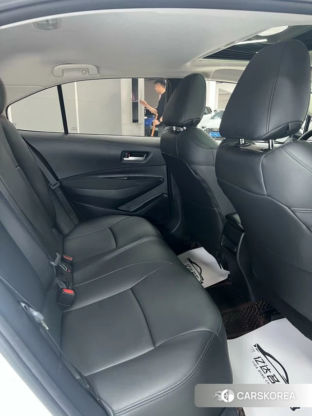 Toyota Corolla id 4298189 из Китая 19