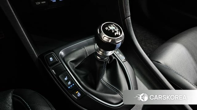 Hyundai Veloster (JS) id 3917256 из Кореи 19