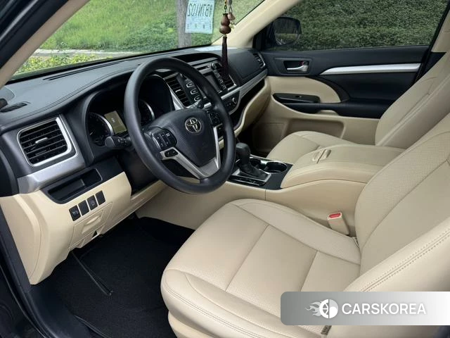 Toyota Highlander id 3926874 из Китая 9