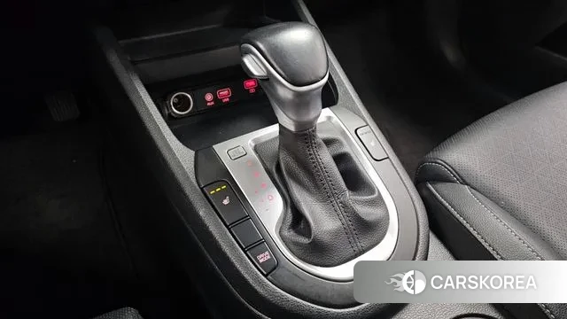 Kia Come New K3 id 3562261 из Кореи 19