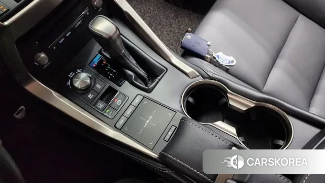 Lexus NX300h id 3480288 из Кореи 19