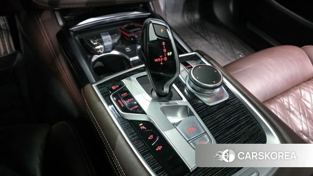 BMW 7 Series (G11) id 4641976 из Кореи 37