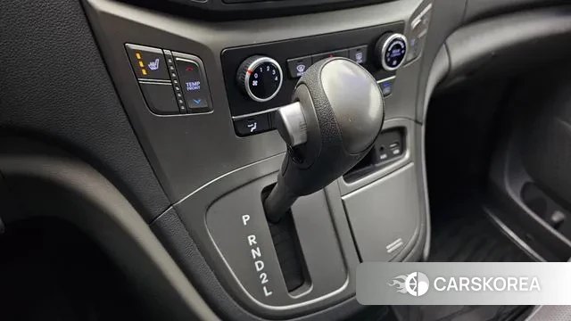 Hyundai The New Grand Starex id 3573941 из Кореи 19