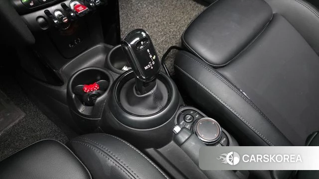 Mini Cooper D id 4339609 из Кореи 19