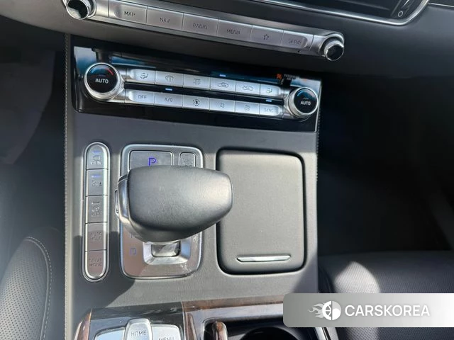 Genesis G90 id 4755265 из Кореи 16