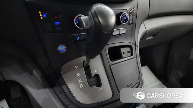 Hyundai The New Grand Starex id 3563240 из Кореи 19