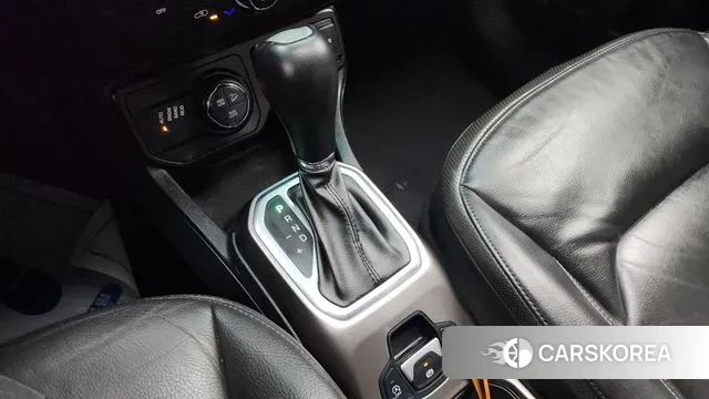 Jeep Renegade id 3407758 из Кореи 19