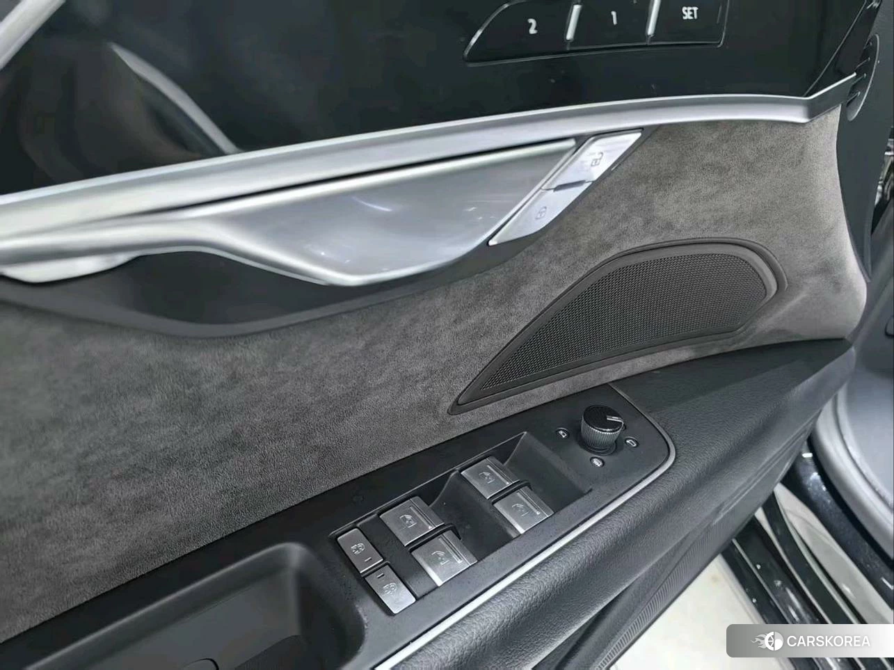 Audi A8 id 4498761 из Китая 28