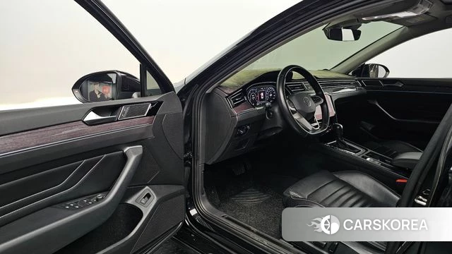 Volkswagen Passat GT (B8) id 4316937 из Кореи 34