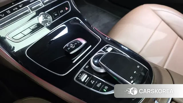 Mercedes-Benz E-Class W213 id 3772772 из Кореи 19