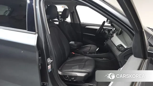 BMW X1 (F48) id 3742554 из Кореи 19