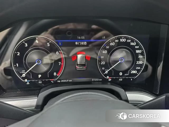 Volkswagen Touareg id 4208917 из Китая 10