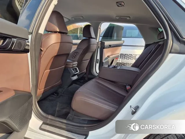 Hyundai Grandeur (GN7) id 3400011 из Кореи 19