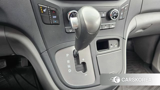 Hyundai The New Grand Starex id 4019595 из Кореи 19