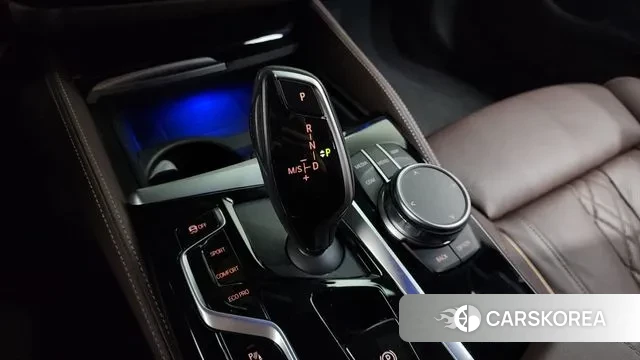 BMW 5 Series (G30) id 3367326 из Кореи 19