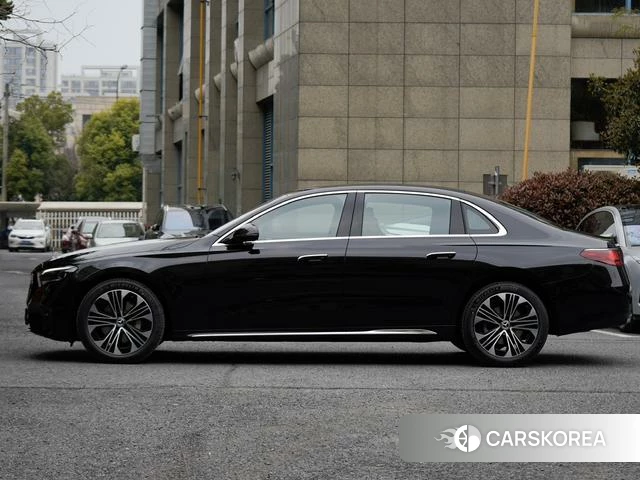 Mercedes-Benz E-class id 4314172 из Китая 17