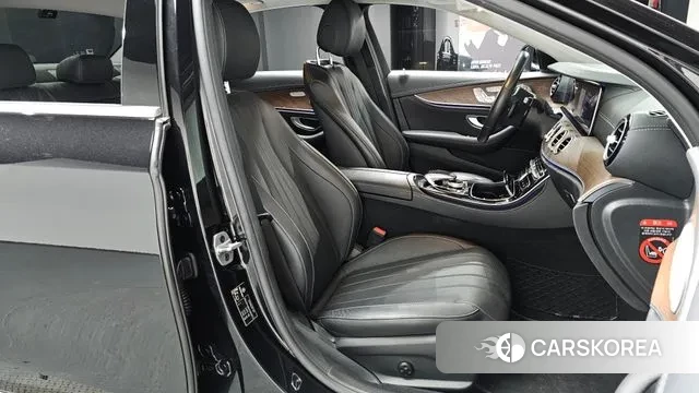 Mercedes-Benz E-Class W213 id 3552708 из Кореи 19