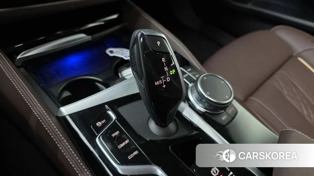 BMW 5 Series (G30) id 4230659 из Кореи 19