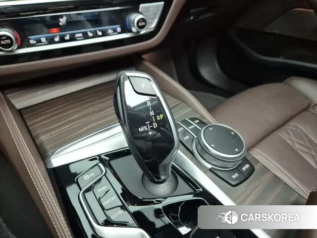 BMW 5 Series (G30) id 3274459 из Кореи 18