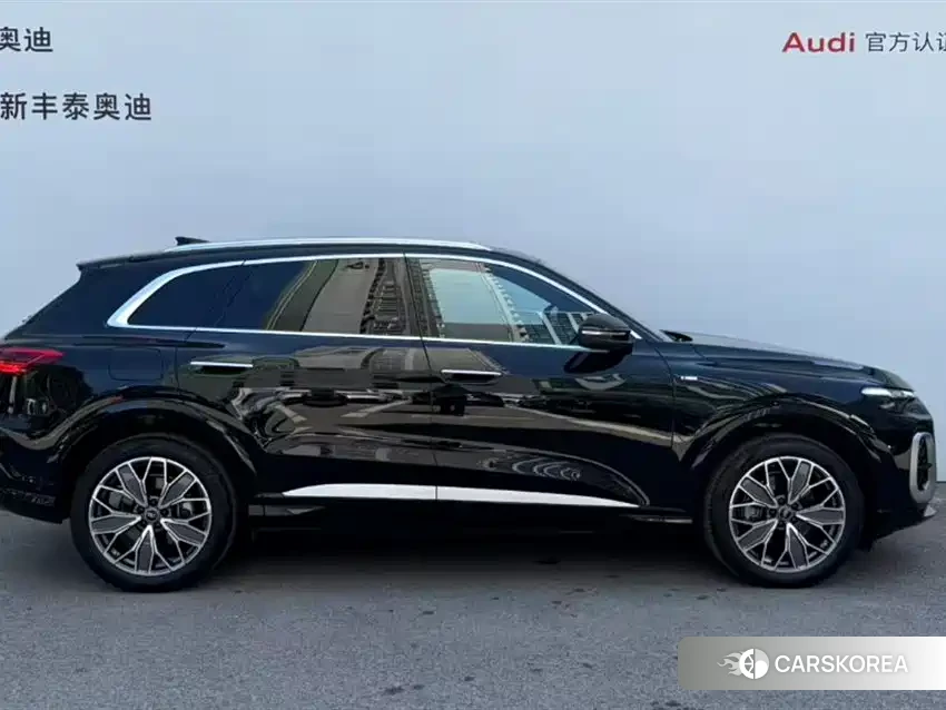 Audi Q5L id 4546231 из Китая 25