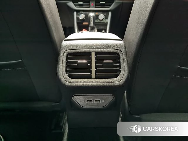 Volkswagen Bora id 4258773 из Китая 23
