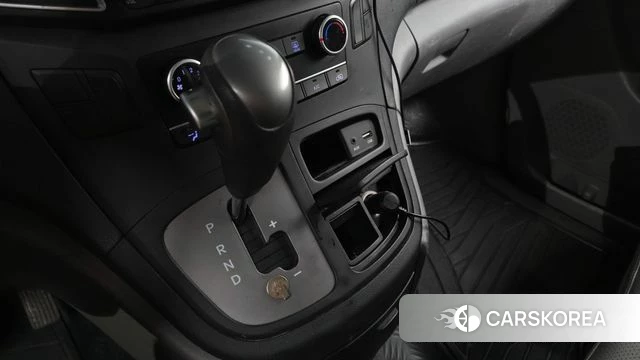 Hyundai The New Grand Starex id 4594430 из Кореи 19