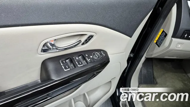 Kia The New Carnival id 2520503 из Кореи 19