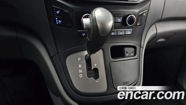 Hyundai The New Grand Starex id 2610779 из Кореи 19