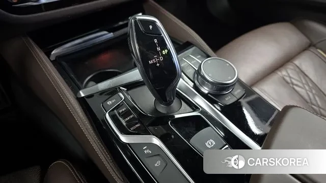 BMW 5 Series (G30) id 3449715 из Кореи 19