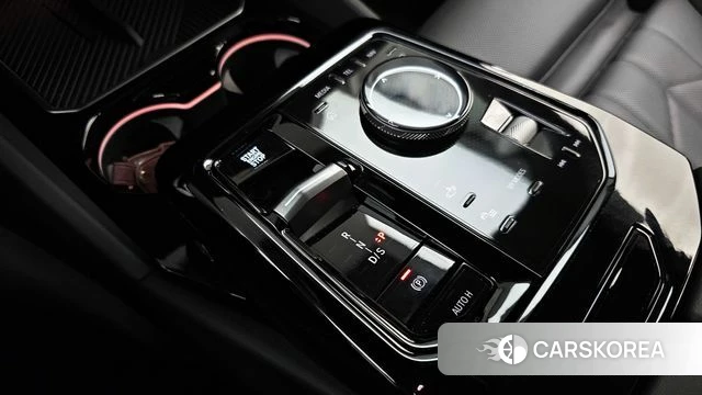 BMW 5 Series (G60) id 3921603 из Кореи 19