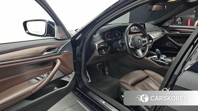 BMW 5 Series (G30) id 4722113 из Кореи 36