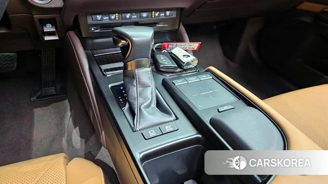 Lexus ES300h 7th generation id 3955546 из Кореи 19