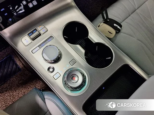 Genesis GV70 id 3305111 из Кореи 19