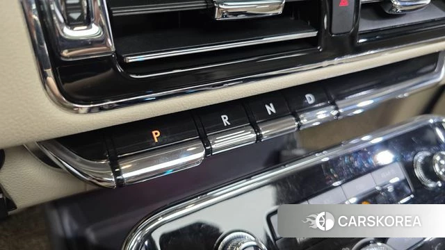 Lincoln Navigator 4th generation id 4409725 из Кореи 35