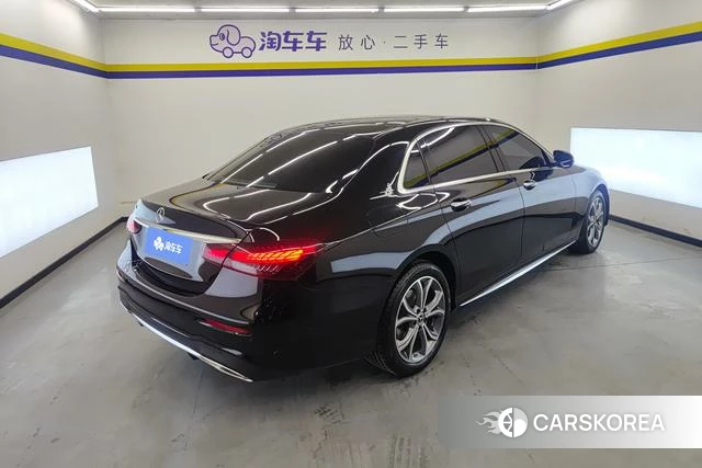 Mercedes-Benz E-class id 3784010 из Китая 16