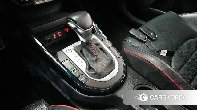 Kia Come New K3 id 3899653 из Кореи 19