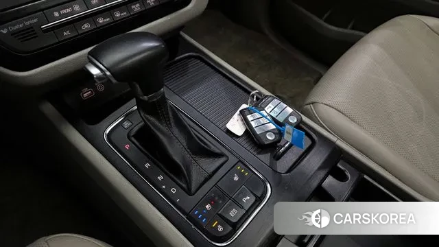 Kia All New Carnival id 3455296 из Кореи 19