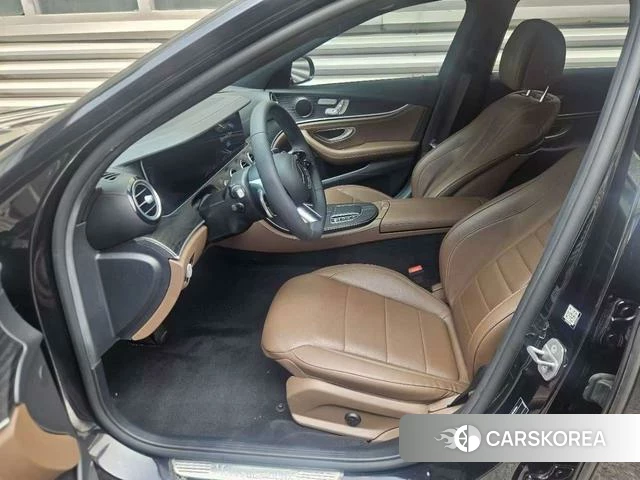 Mercedes-Benz E-class id 4335636 из Китая 19