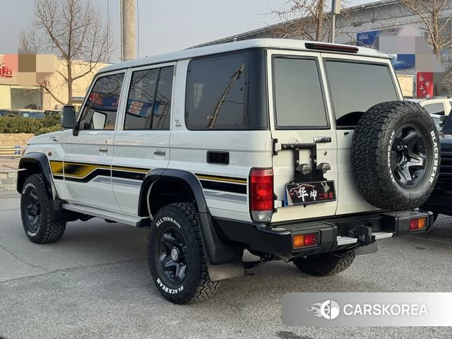 Toyota Land Cruiser 70 Series id 4257494 из Китая 18