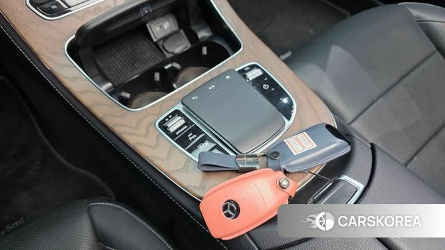 Mercedes-Benz E-Class W213 id 3819806 из Кореи 19