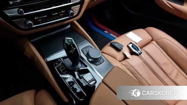 BMW 5 Series (G30) id 2974664 из Кореи 19