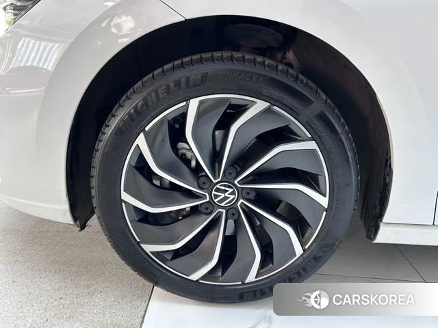 Volkswagen Golf id 4278106 из Китая 29