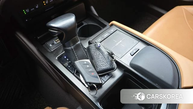 Lexus ES300h 7th generation id 4304322 из Кореи 31
