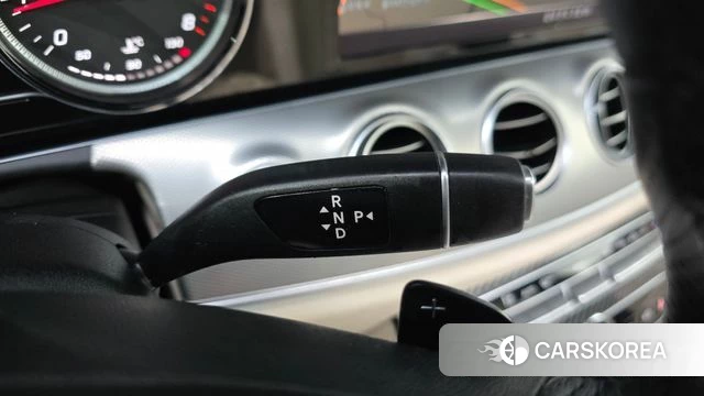 Mercedes-Benz E-Class W213 id 4708934 из Кореи 29