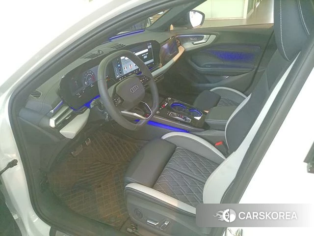 Audi A5L id 4261413 из Китая 15