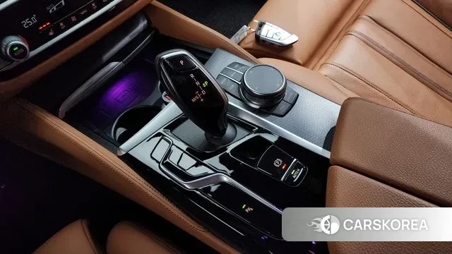 BMW 5 Series (G30) id 3606243 из Кореи 19