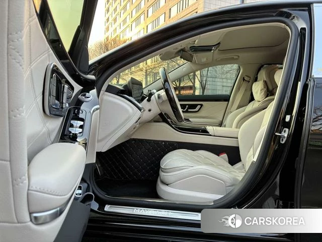 Mercedes-Benz Maybach S-class id 4314815 из Китая 18